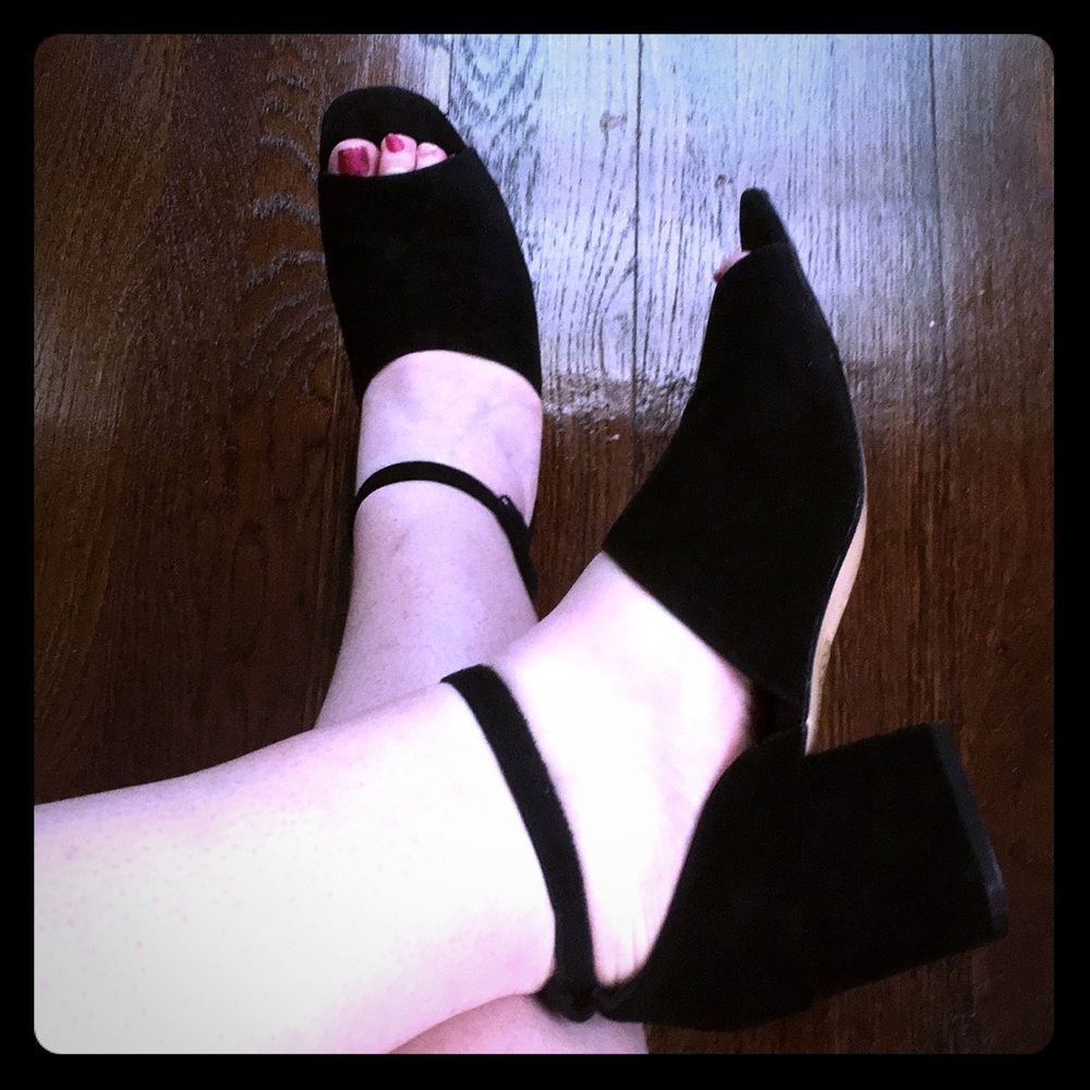MULES WITH STRAP